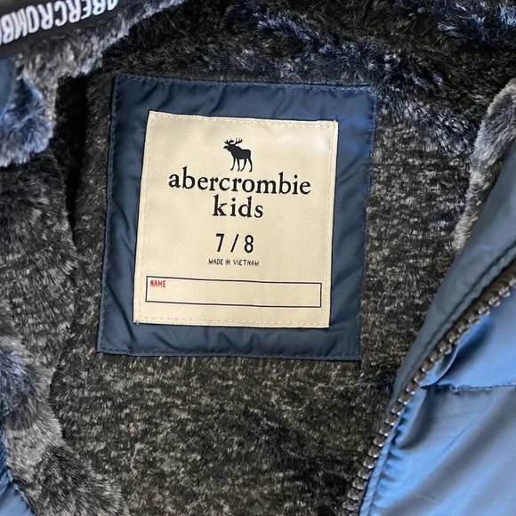 Abercrombie & Fitch Cozy Jacket - Picture 2 of 4